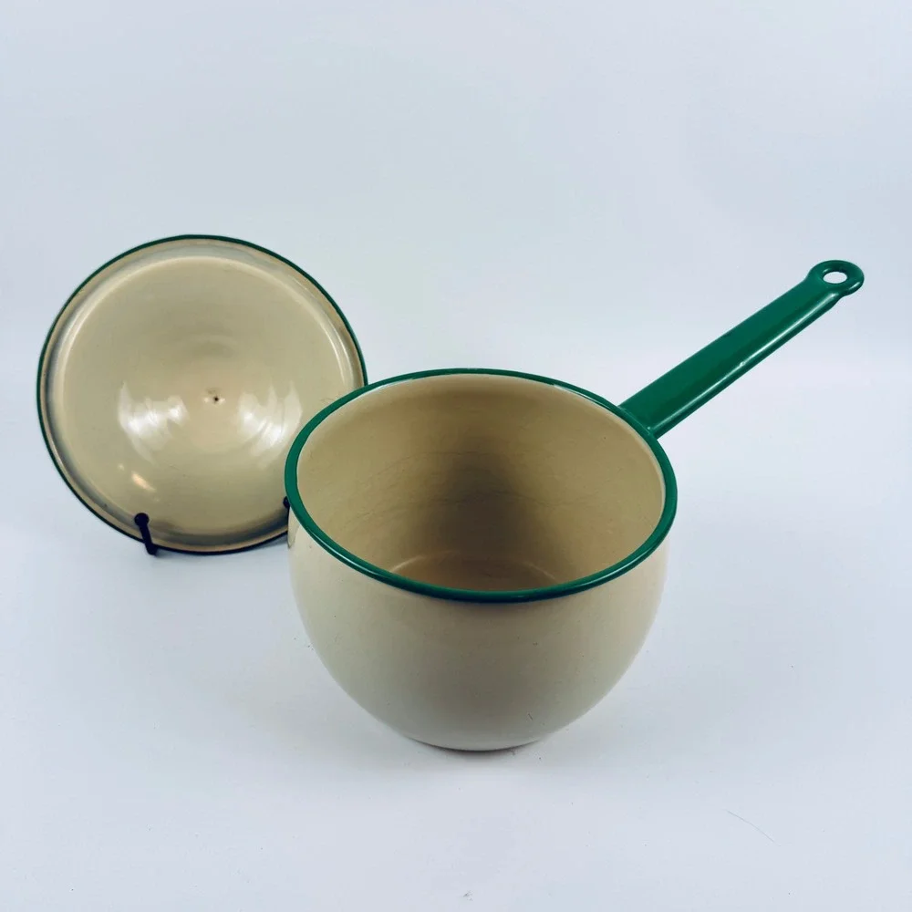 Vintage Cream Green Enamel‎ Saucepan w Lid Farmhouse Cottage Kitchen